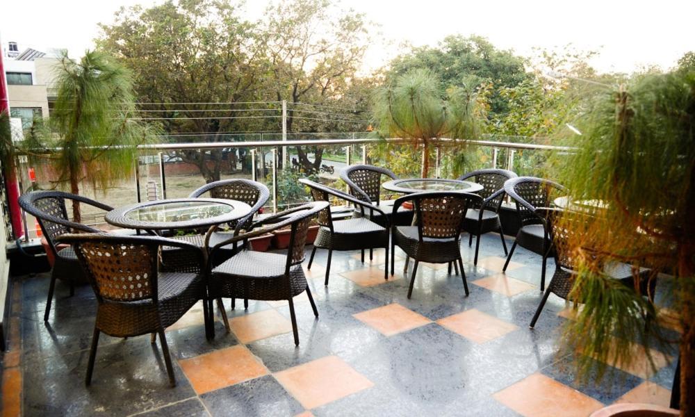 Hotel Jullundur 18 Chandīgarh Εξωτερικό φωτογραφία